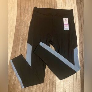 New - POP Fit Leggings in Black with Gray Blue Panels